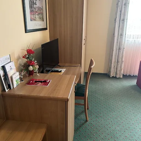 Garni Hubertushof * Бад-Фюссінг